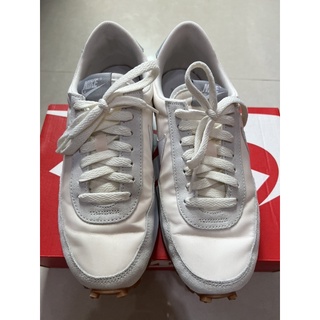轉賣sailboat store的NIKE DAYBREAK 燕麥色 焦糖底