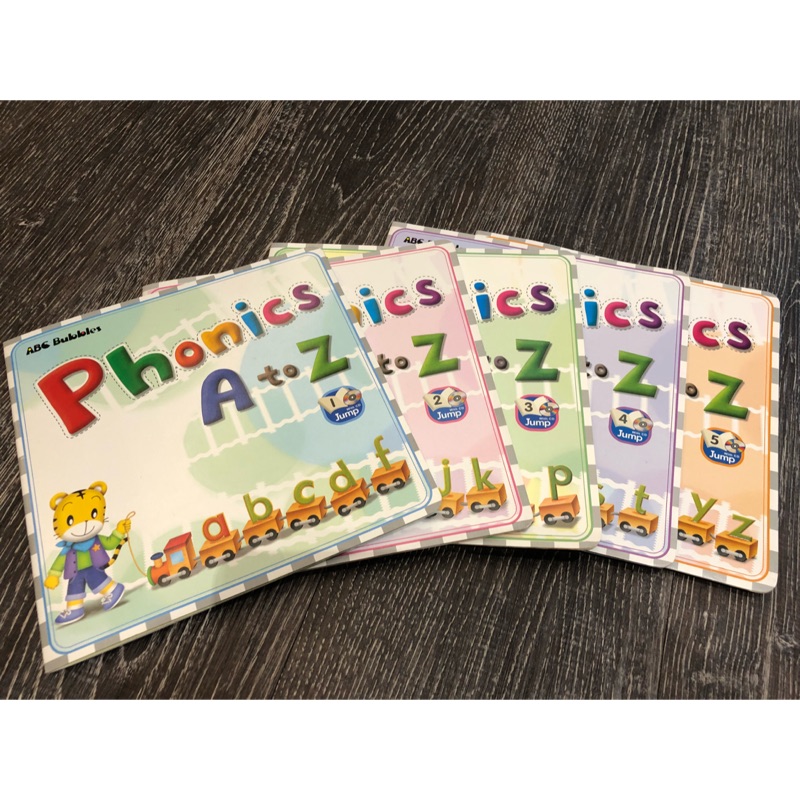 巧虎 巧連智英文 ABC bubbles Phonics A to Z  (5書+5CD)