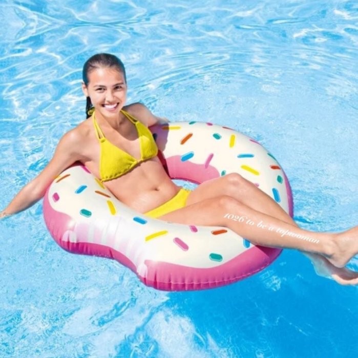 ++1026++歐美休閒度假海邊沙灘泳池 拍照道具 草莓白色巧克力 超大甜點甜甜圈 加大款充氣浮圈救生圈 造型戲水游泳圈