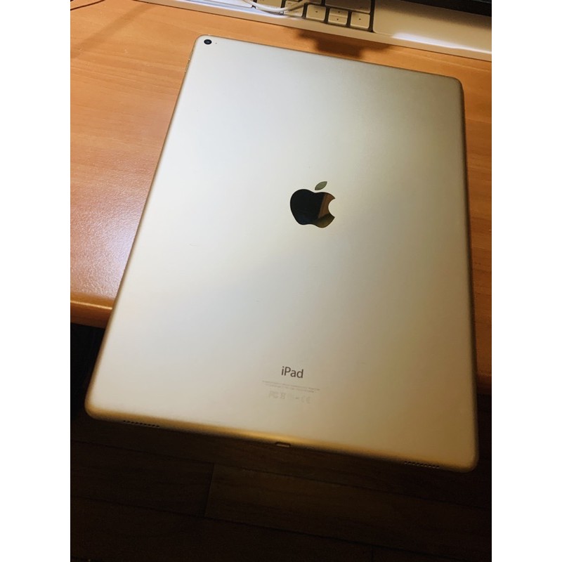 iPad Pro 12.9吋第一代+smartkeyboard聰穎鍵盤