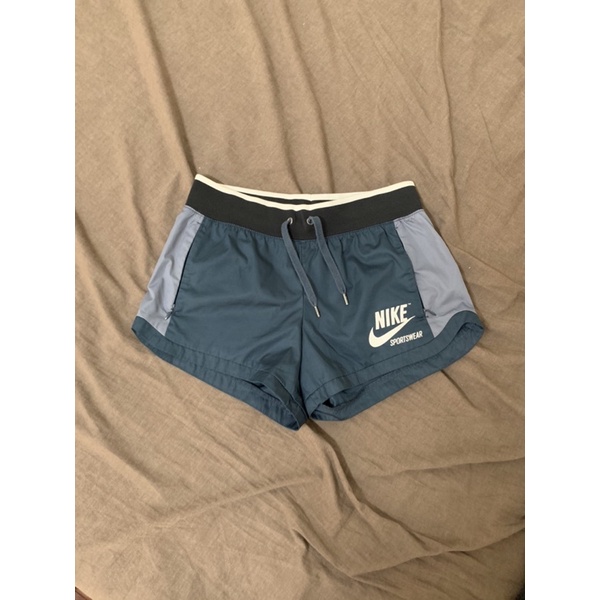 Nike SB 短褲 🔥 S號 9成新
