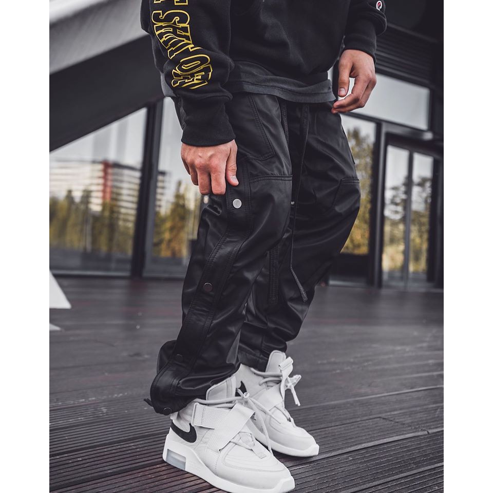 mnml snap zipper ii cargo pants