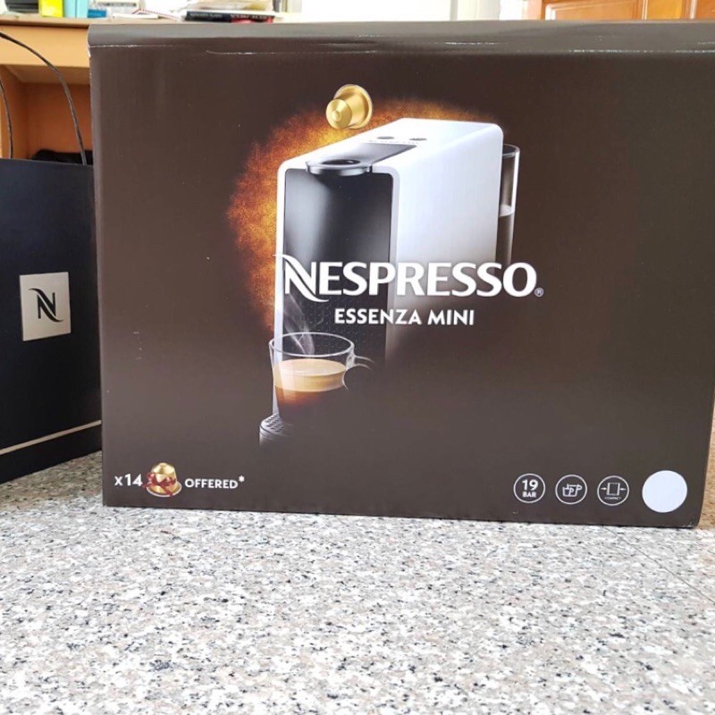 高雄可面交全新送94顆膠囊Nespresso 膠囊咖啡機 Essenza Mini Essenza Mini C30 白