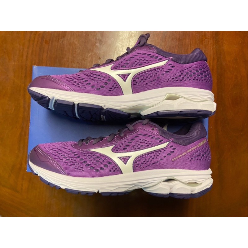 過年最後一雙出清！MIZUNO WAVE RIDER 22 女款 慢跑鞋 跑步鞋 24.5cm