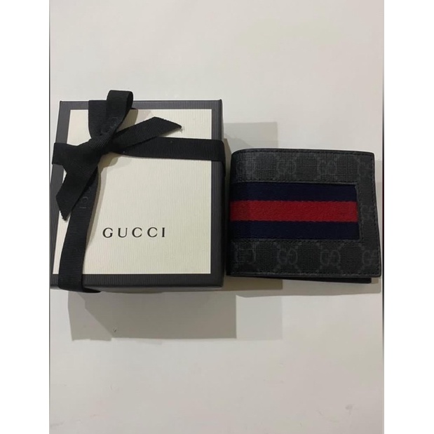 近全新賠錢賣Gucci藍紅藍織帶pvc logo兩折對開短夾深灰Gucci皮夾