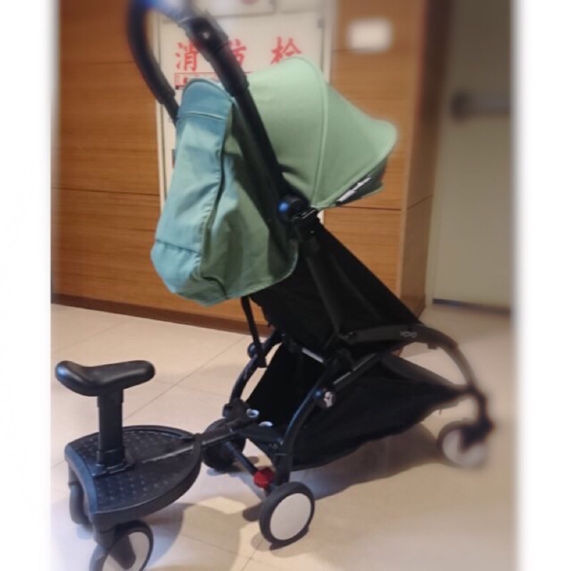 【第3代】法國 BABYZEN YOYO+ 嬰兒手推車(黑骨架) 綠色+YOYO+兒童踏板(9成新）合購
