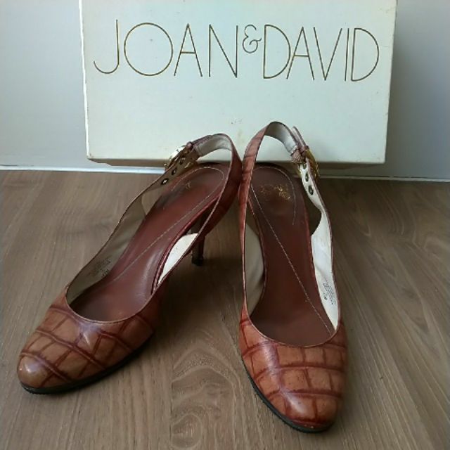 跟鞋：購於香港7.5 Joan&amp;David咖啡色蛇紋金扣質感性感優雅二手細跟鞋