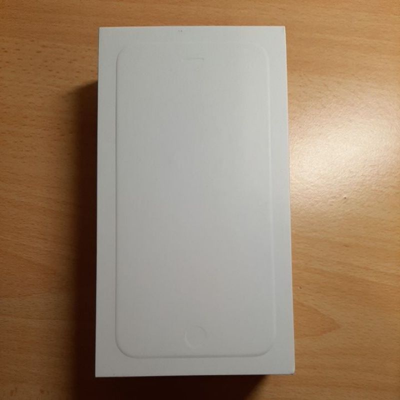 iphone 6 plus 白色，64G，9成新，原廠電池剛換完就收起來