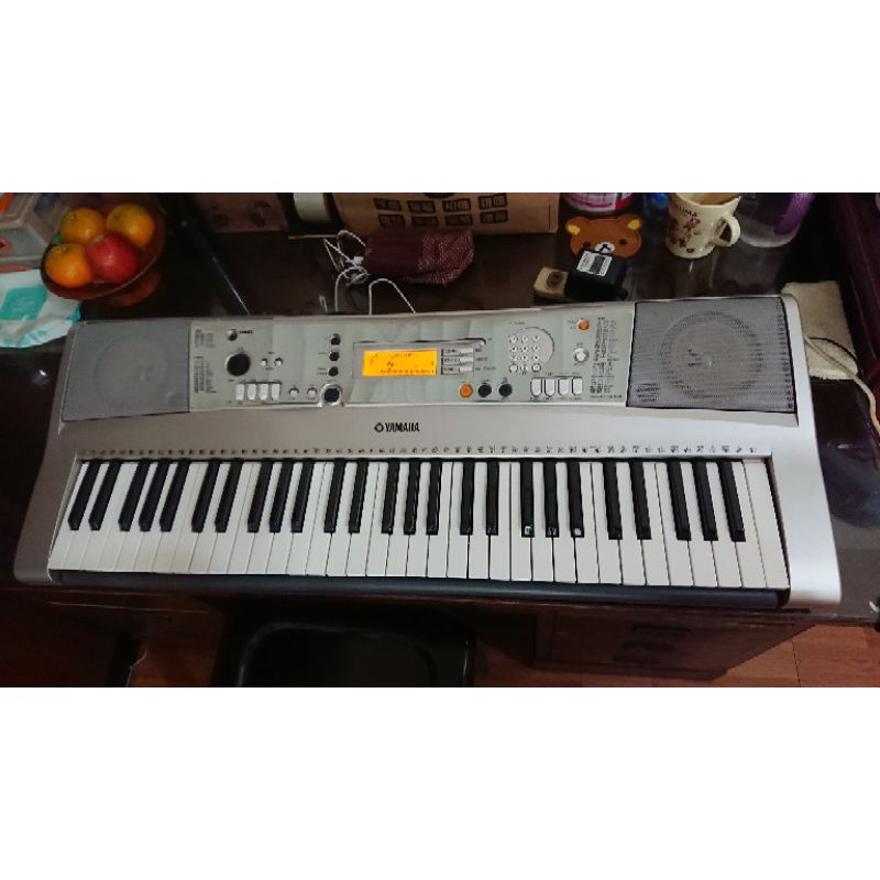 二手中古品- YAMAHA電子琴 型號PSR.E313
