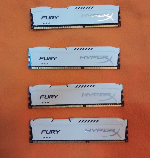金士頓 hyperX fury DDR3 1866  4G*4=16g 白色