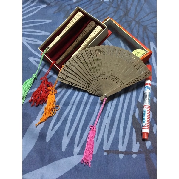 インテリア 美術品 工芸品 芸術品 置物 飾り 檀香 扇子 扇 うちわ インテリア 美術品 工芸品 芸術品 置物 飾り 檀香 扇子 扇 うちわ