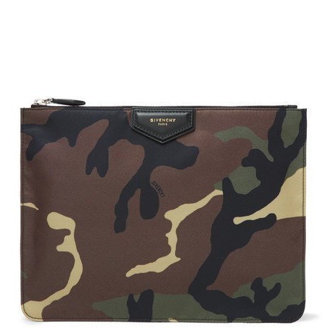 GIVENCHY CAMOUFLAGE-PRINT SHELL POUCH 手拿包