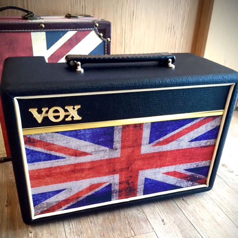 《音樂夢響佳 流行樂館》VOX Pathfinder10 電吉他音箱 10瓦 （復古限量英國國旗款）