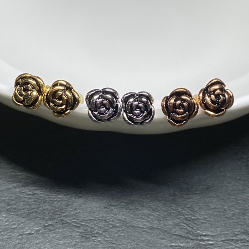 嬉好飾【S.E.'s HOUSE】凡爾賽 復古 立體 玫瑰 長版 鎖珠耳環【快速出貨】台灣製 316 鋼耳環 耳骨 轉珠