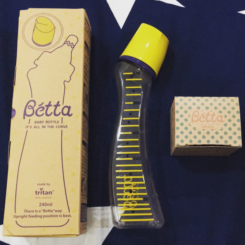 Betta奶瓶(PPSU材質）+兩個+字奶嘴(全新）