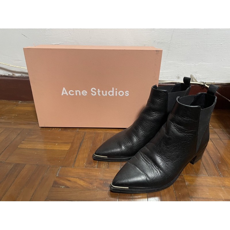 Acne Studios 經典百搭黑色切爾西短靴