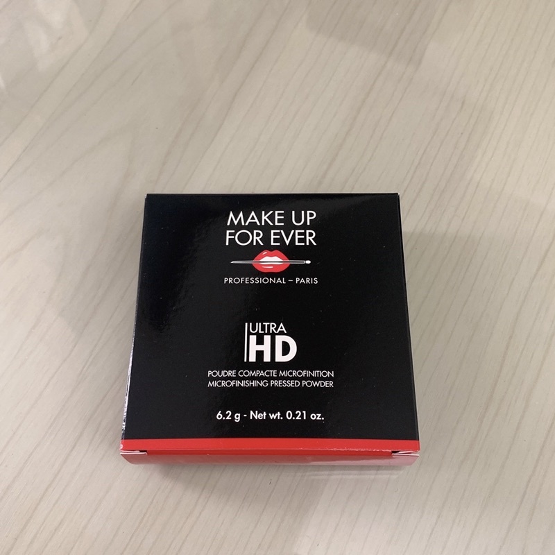 全新 MAKE UP FOR EVER Ultra HD 超進化無瑕微晶蜜粉餅 晶透白#1
