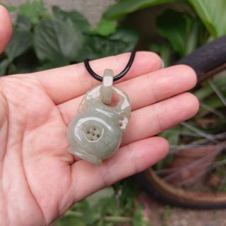 緬甸玉平安瓶玉石玉墜 平平安安 冰糯種淡綠色水頭飽滿 翡翠A貨附証書