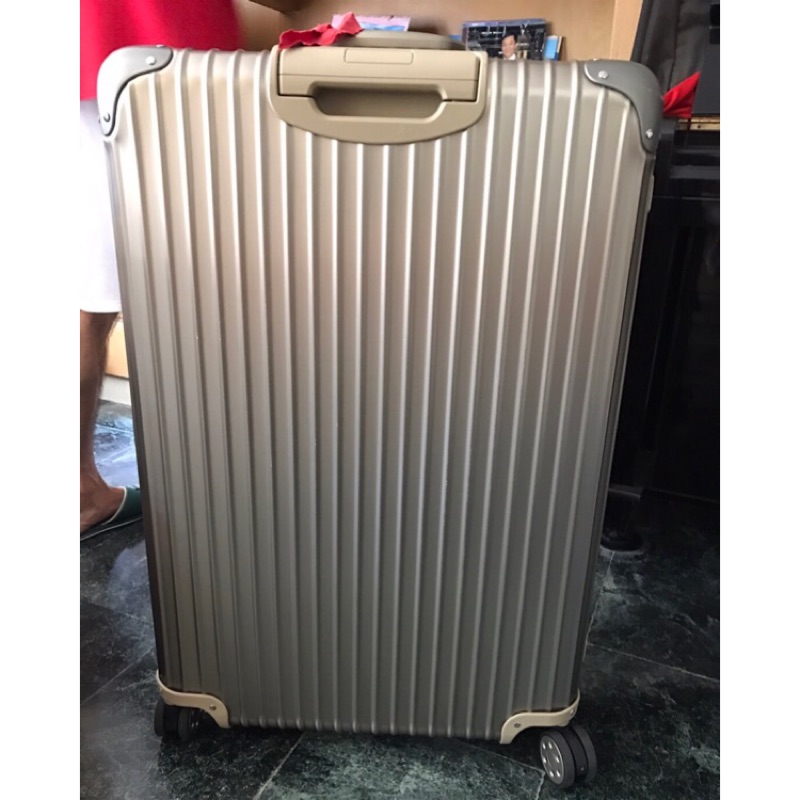 RIMOWA topas  titanium 行李箱 32吋 義大利全新帶回