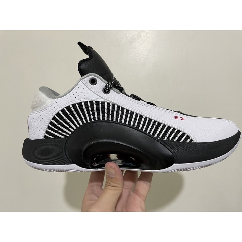 Aj35 low 熊貓 us9籃球鞋