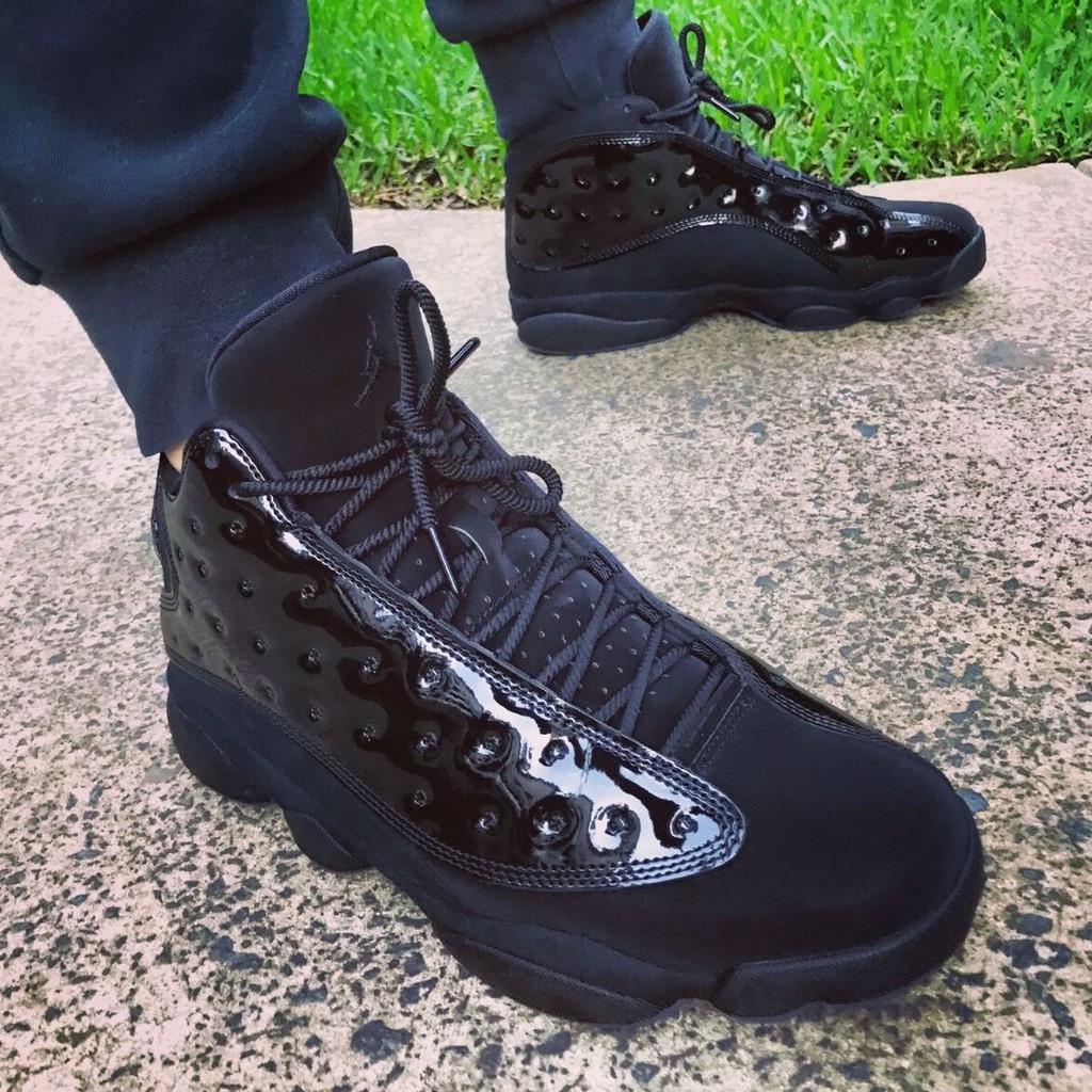 Cap and gown 13s on feet sale