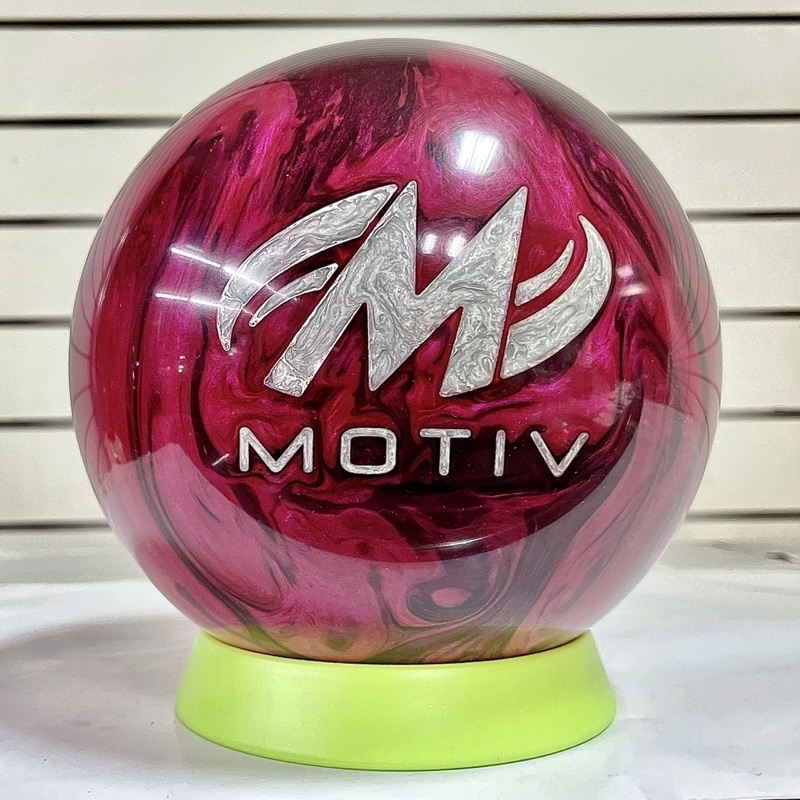 全新11.3磅「MOTIV 顫動」高級保齡球🎳