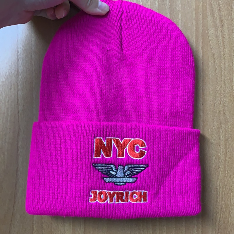 《全新現貨》美國🇺🇸潮牌Joyrich桃紅色NYC字樣毛帽 針織帽