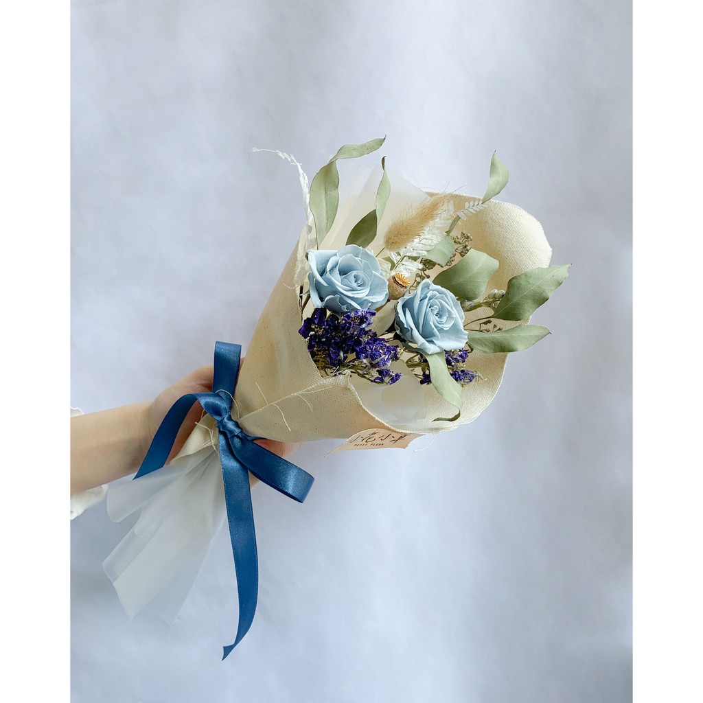 小花小草petit Fleur 乾燥花小花束夏草 海洋藍生日花束 畢業花束 情人節花束 手作花束 拍照小物 蝦皮購物