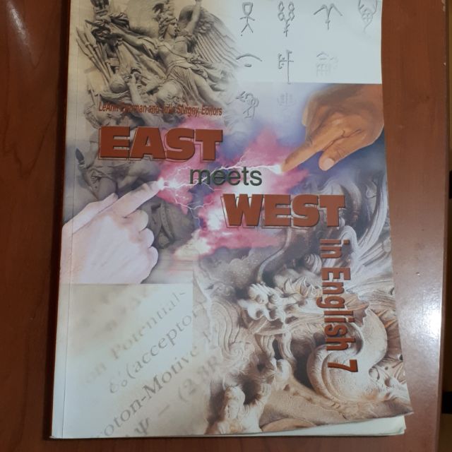 銘傳大學大四上英文課本EAST meet WEST in English7