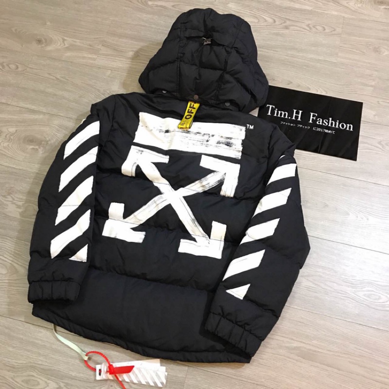 Off White 羽絨外套