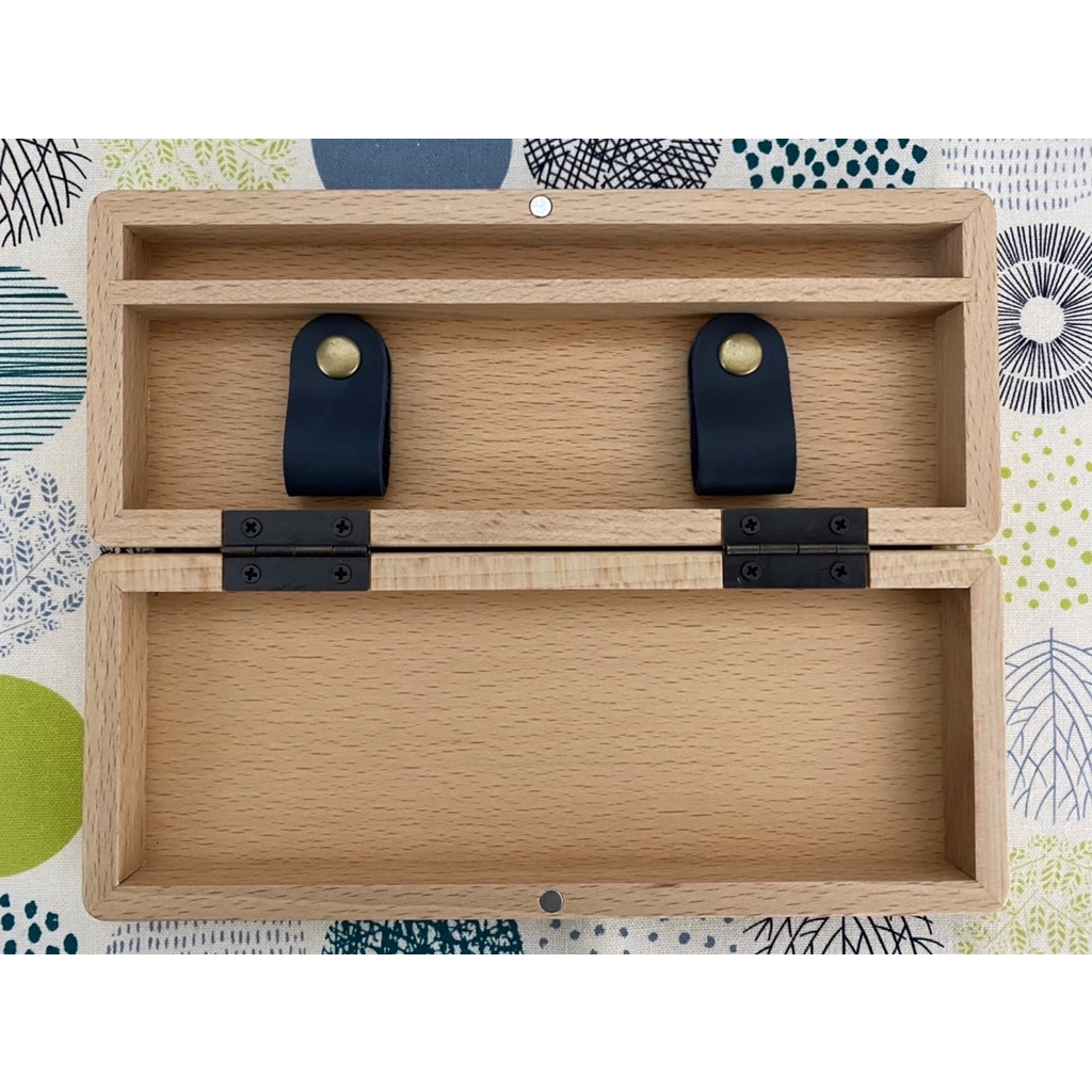 二手 | Pinkoi| simplewood 手工櫸木收納鉛筆盒(筆 耳機 傳輸線 手機座)