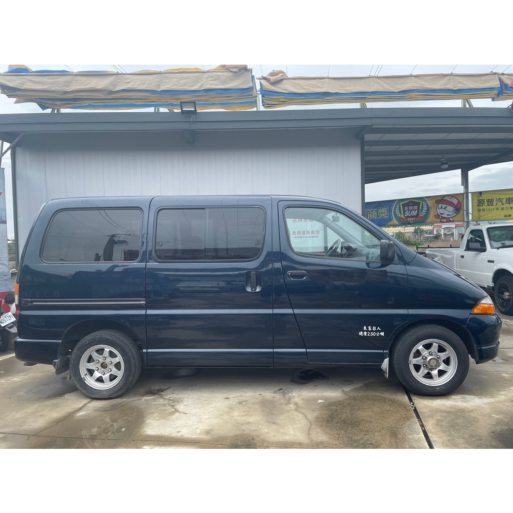 海力士2.7 TOYOTA HIACE SOLEMIO 里程只跑10萬公里 自排 ABS 後座可旋轉 後排冷氣孔 認證車