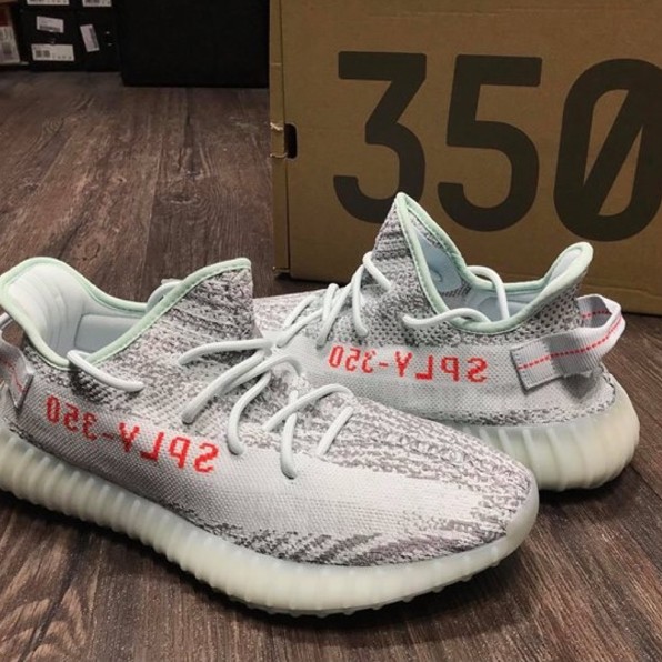 【Focus Store】 Adidas Yeezy Boost 350 V2 Blue Tint 冰藍 B37571