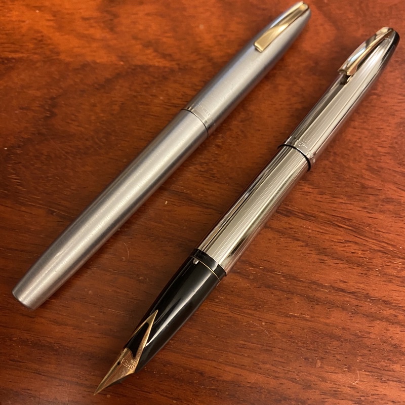 [ Pen101筆來筆趣] 美國製或是澳洲製 Sheaffer 西華444鋼磨（砂桿 )/506亮鉻14K金尖鋼筆