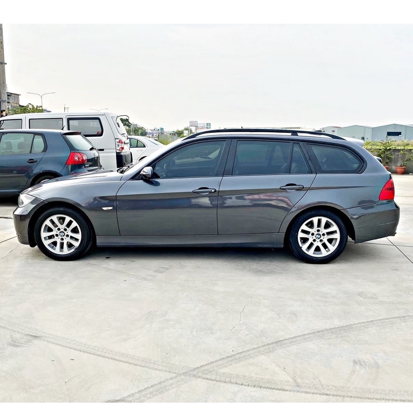 總代理 Touring旅行車 BMW 3SERIES TOURING 320i E91 認證車 全景天窗 E90 E46