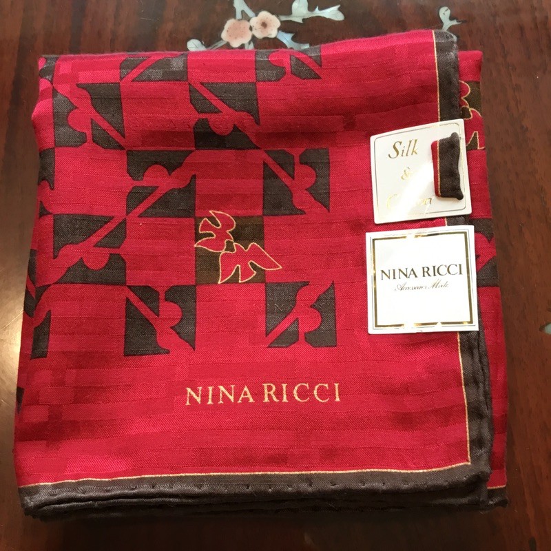 日本名牌手帕NINA RICCI