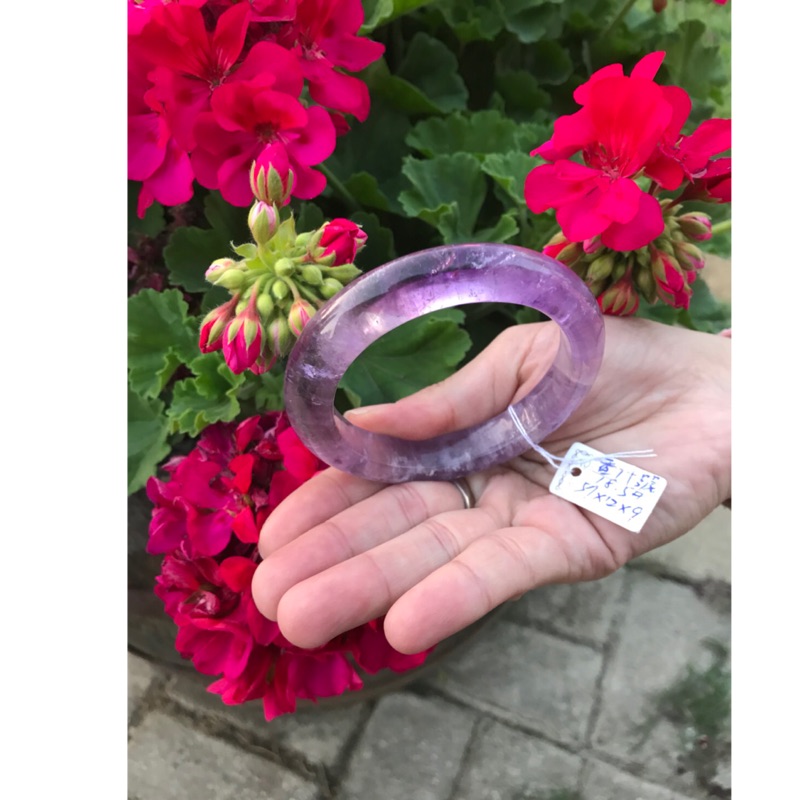 紫水晶手鐲～窄版～《香11款》，手圍18.5號，內徑57寬12厚10mm，天然紫水晶手環～帝王紫色的紫羅蘭紫水晶！