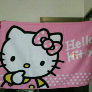 💖草莓小舖💖三麗鷗 Hello Kitty披肩毛毯