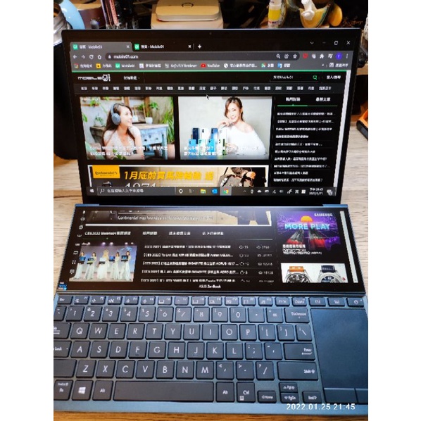 美版華碩UX482EAU，ZenBook Duo，雙觸控螢幕筆電，Win10，512GB，11th i5 CPU