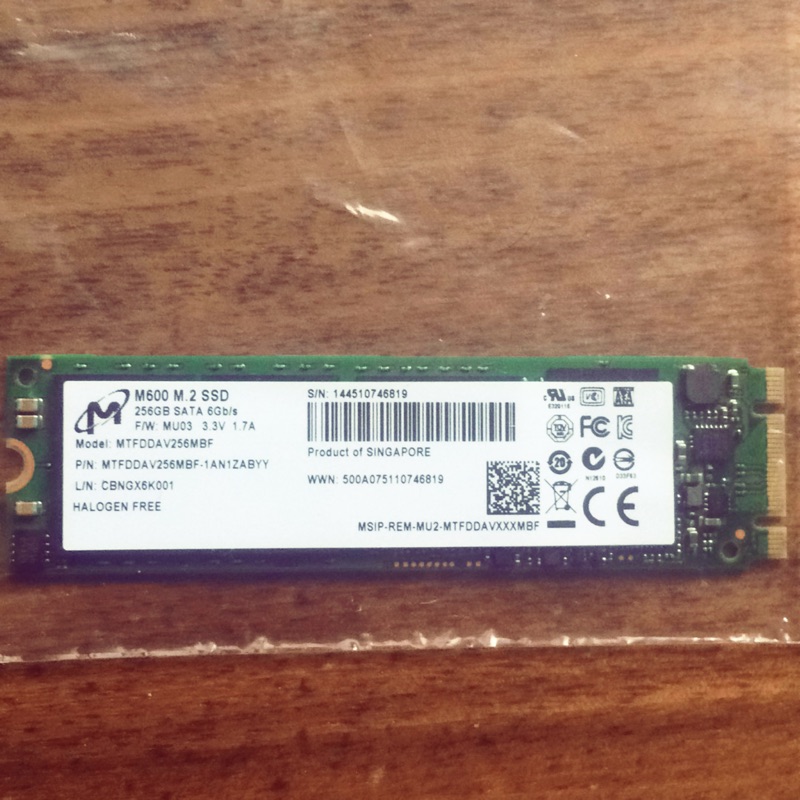 Micron M600 m.2 SSD 256GB。不含運費