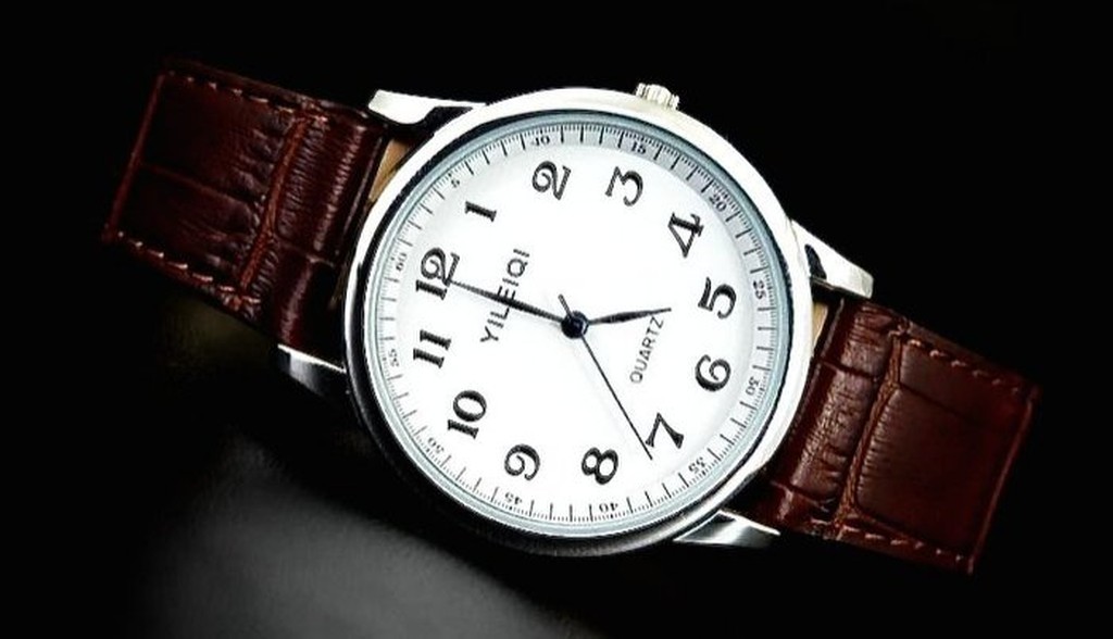 168錶帶配件 /白面日本pc21石英機心,復古版紳士錶,清晰阿拉伯數字刻度石英錶,非自動機械錶,帶寬20mm