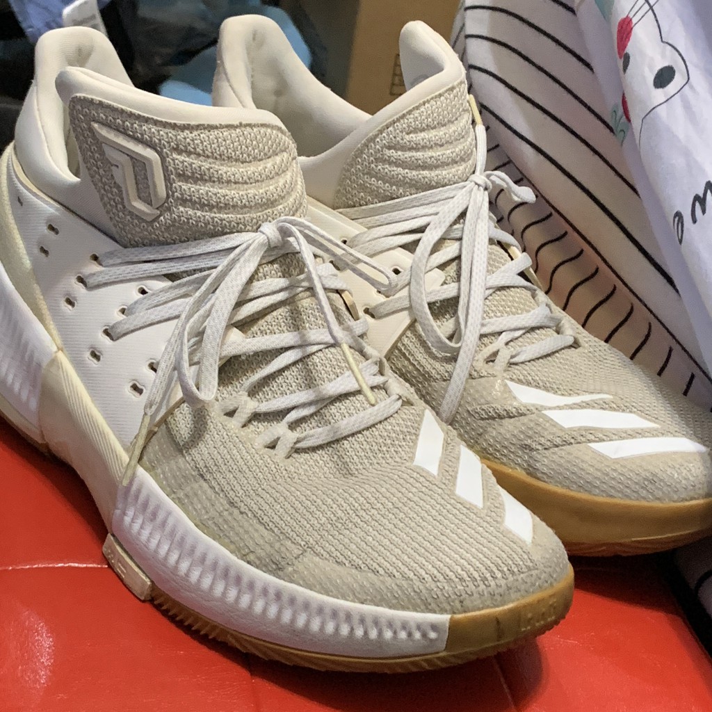 adidas Dame 3代 拓荒者Lillard 籃球鞋白色US10.5/7成新/功能正常/完美主義勿試/台灣快速寄出