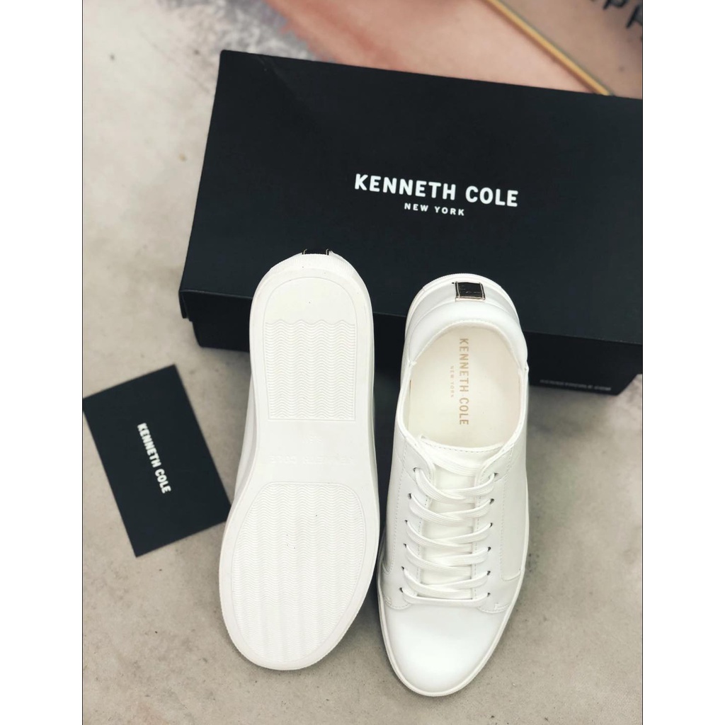 美國品牌 Kenneth Cole 真皮 小白鞋 後跟金標 好萊屋名媛著用 時尚小白鞋 真皮材質 舒適隱形內增高
