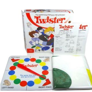 臺灣現貨 身體扭扭樂 body twister 手忙腳亂 運動平衡遊戲 手腳並用 / 桌遊 互動遊戲【安娜貝爾】