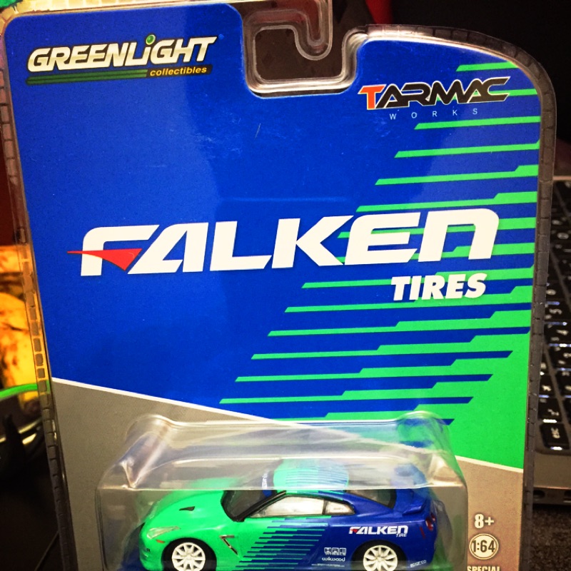 Tarmac x GreenLight Nissan GTR R35 Falken塗裝