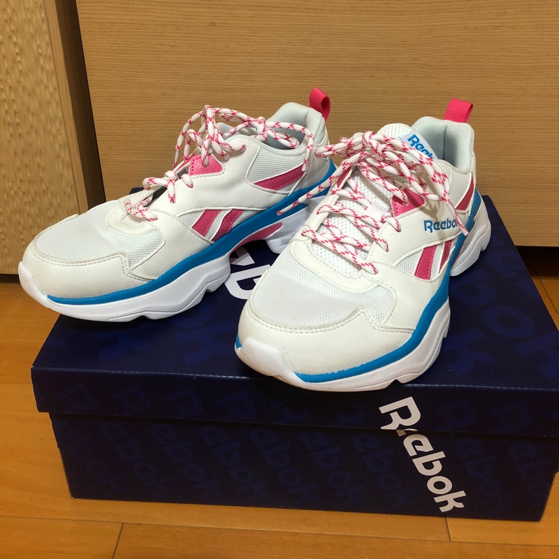 Reebok 女鞋老爹鞋US6.5 好市多購入