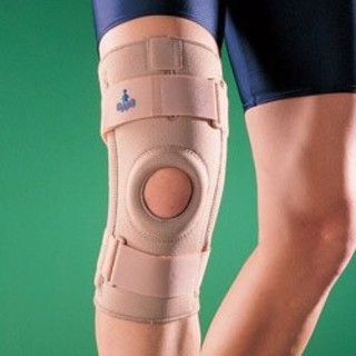 OPPO 前開式膝護套護膝 彈簧條膝護套 護具 1030