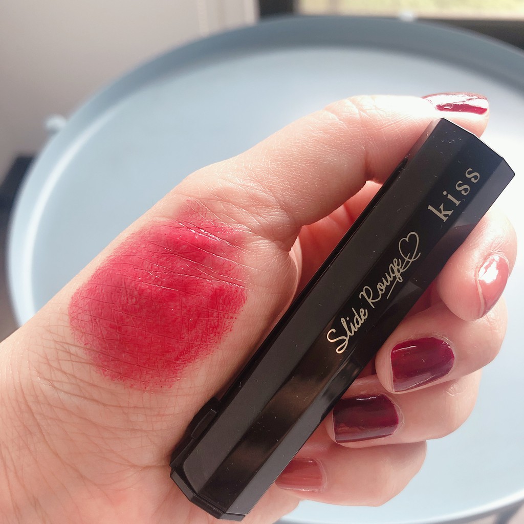 竟然比日本還便宜 櫻花妹ig爆紅款kiss 三秒唇膏 台灣6款絕美新色限定上市 Marie Claire 美麗佳人