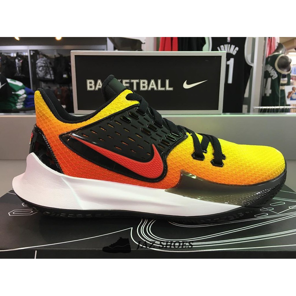 kyrie low 5