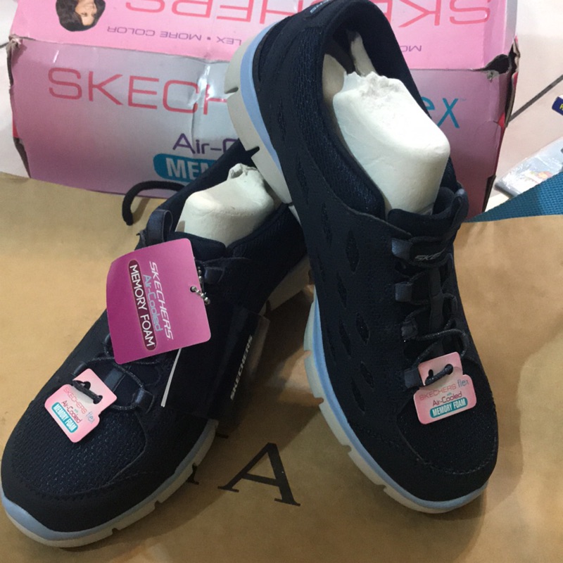 Skechers air-cooled 全新女鞋